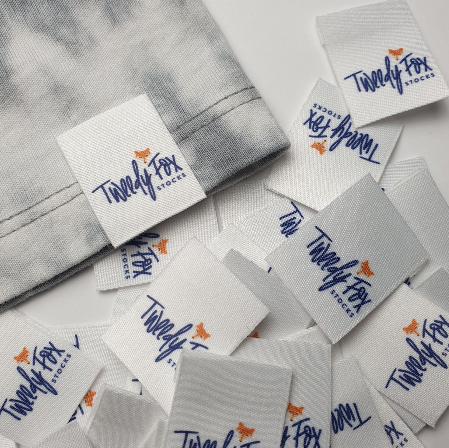 CUSTOM LABELS / Sally Neal