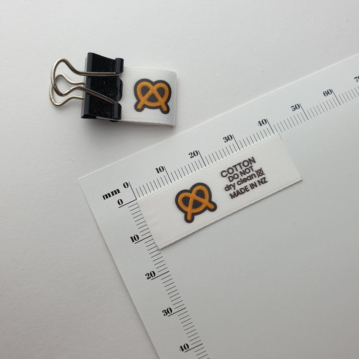 Satin / 14mm / a) SHORT - Up to 44mm length per label (max 22mm folded height)